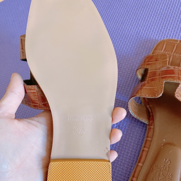 Shoes - Size 6.5